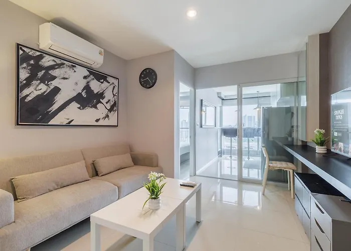 Downtown Spacious Luxury Bkk- 5 Mins Bts Апартаменты