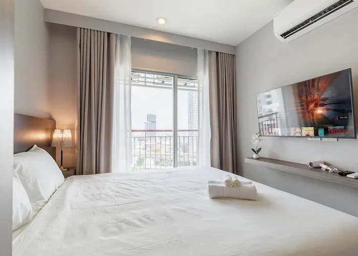 Downtown Spacious Luxury Bkk- 5 Mins Bts * Бангкок